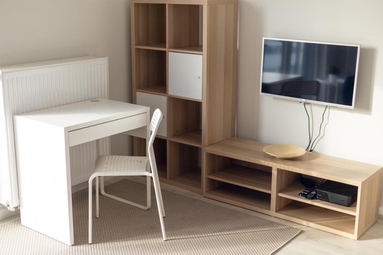 Wola Chic Blue Apartment Warschau Buitenkant foto